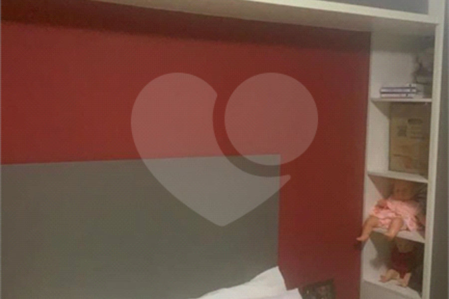 Sobrado à venda com 4 quartos, sendo 1 suíte, em Tremembé, São Paulo, SP