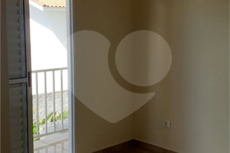 Casa à venda com 2 suítes em Jardim das Cerejeiras, Atibaia, SP