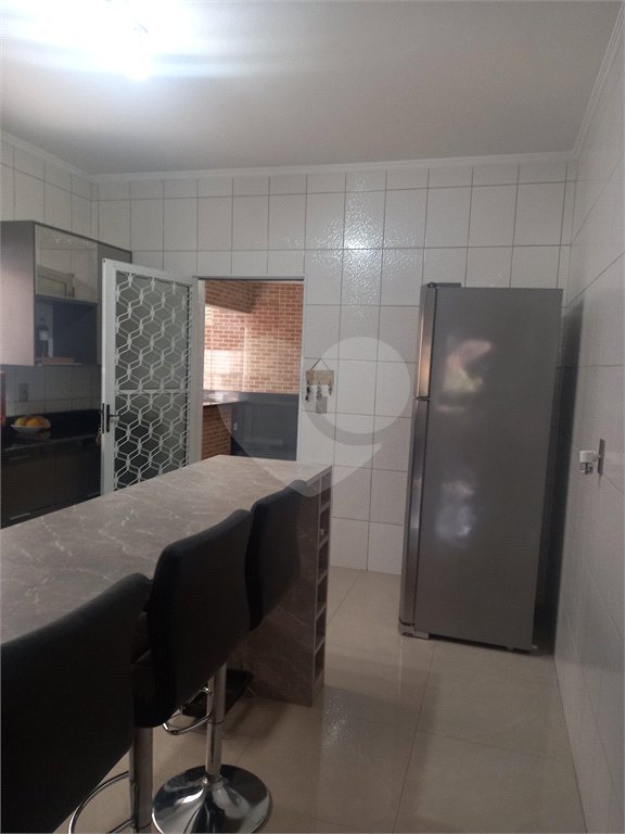 Sobrado à venda com 3 quartos, sendo 1 suíte,  em Tremembé, São Paulo, SP