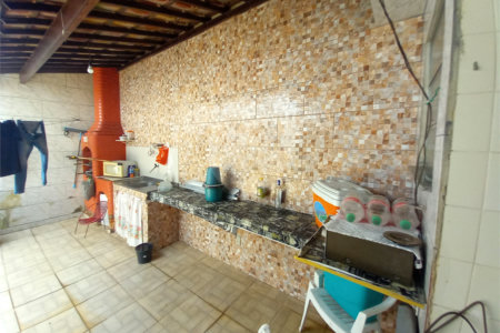 Casa à venda com 4 quartos em Campo Grande, Rio de Janeiro, RJ