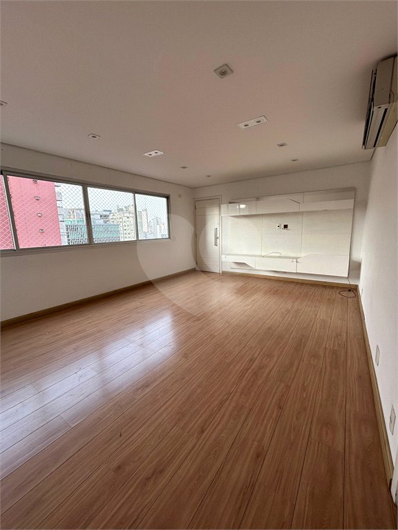 Apartamento à venda com 2 quartos, sendo 1 suíte, em Santa Cecília, São Paulo, SP
