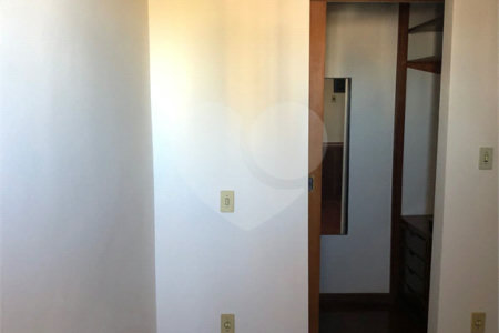 Apartamento à venda com 2 quartos, sendo 1 suíte, no Centro, Araraquara, SP