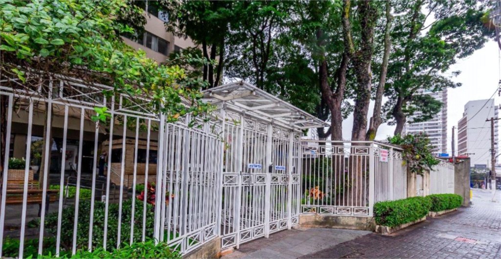 Apartamento na Região do Ipiranga à 8 Minutos do Metrô com 2 Dormitórios .