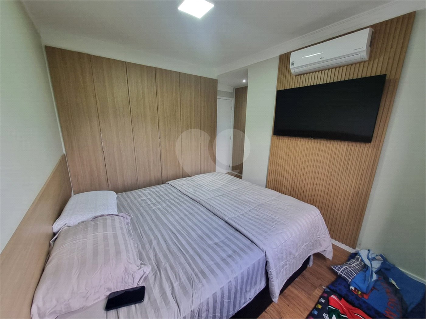 Apartamento à venda com 3 quartos, sendo 1 suíte, em Horto, São Paulo, SP