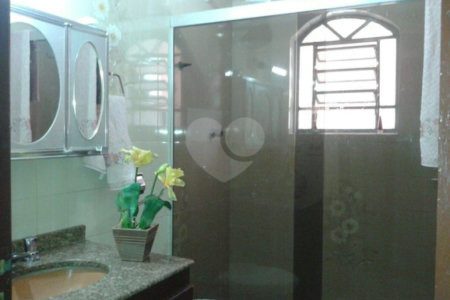 Sobrado à venda com 5 quartos, sendo 1 suíte, em Vila Mazzei, São Paulo, SP