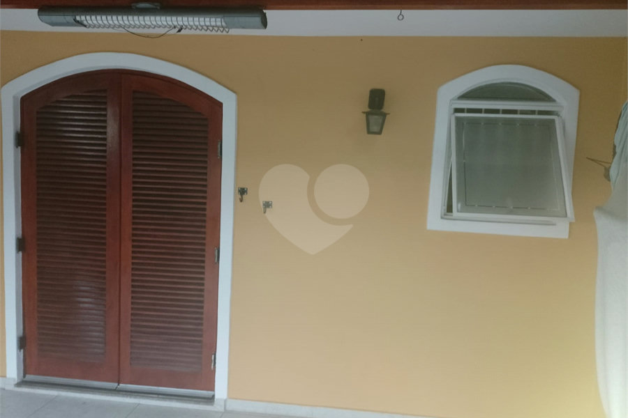 Casa à venda com 3 suítes no condomínio Vila Maria, São Paulo - SP