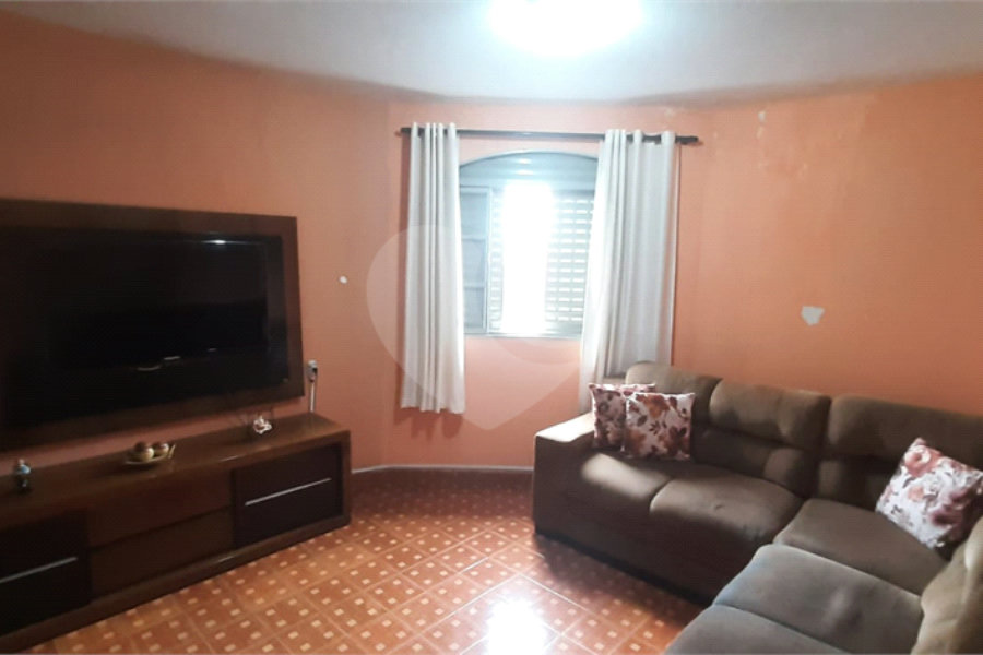 Sobrado à venda com 4 quartos, sendo 1 suíte, em Jardim Brasil (zona Norte), São Paulo, SP