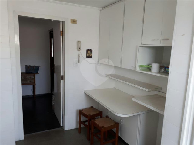 Apartamento à venda com 3 quartos, sendo 1 suíte,  em Chácara Santo Antônio, São Paulo, SP