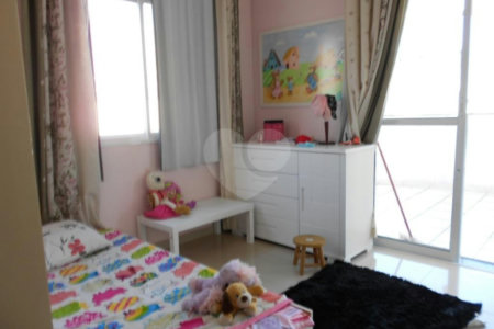 Apartamento à venda com 3 suítes em Água Branca, São Paulo, SP