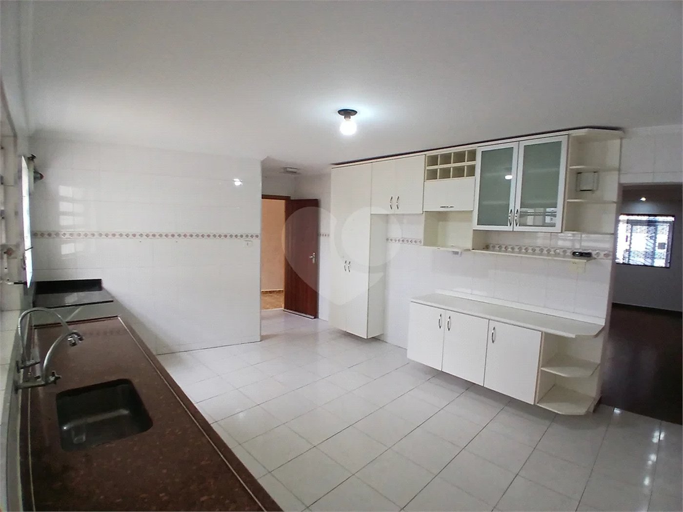 Sobrado à venda com 3 quartos, sendo 1 suíte, em Parque Rodrigues Alves, São Paulo, SP