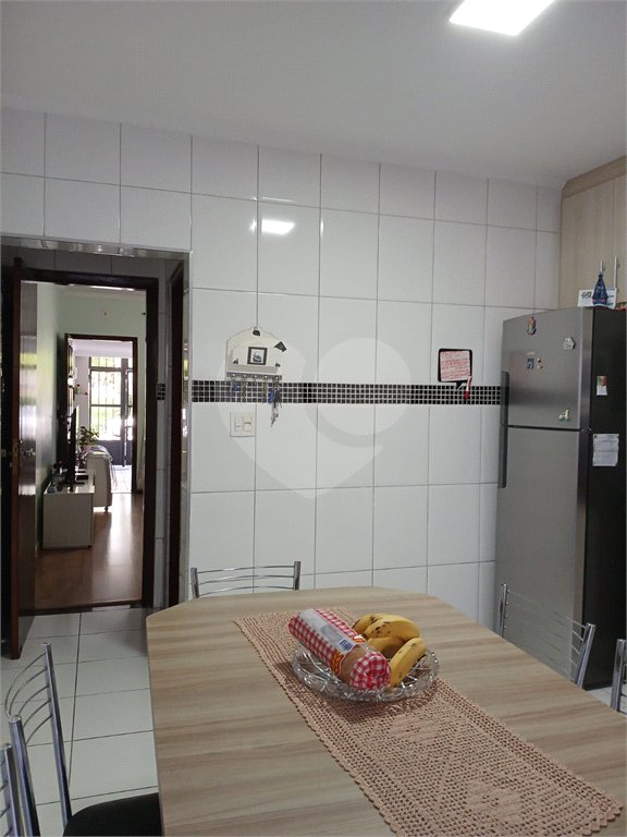 Sobrado à venda com 3 quartos, sendo 1 suíte, em Jardim Humaitá, São Paulo, SP