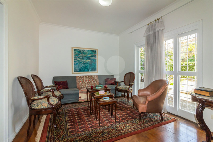 Casa à venda com 3 quartos, sendo 1 suíte, em Jardim Paulistano, São Paulo, SP