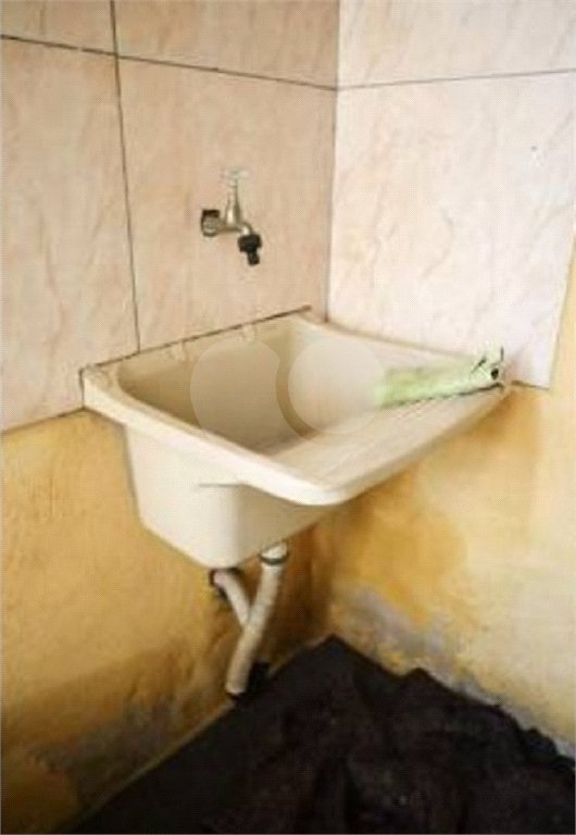 Casa à venda com 3 quartos, sendo 1 suíte,  em Vila Nova Carolina, São Paulo, SP