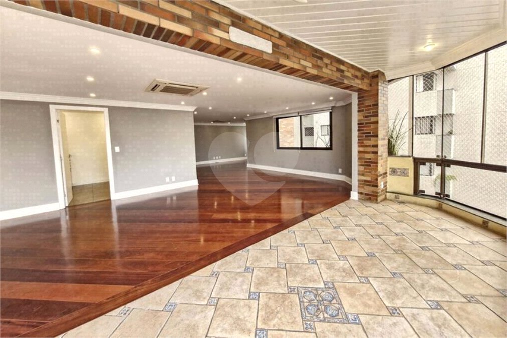 Apartamento à venda com 4 quartos, sendo 3 suítes, em Brooklin, São Paulo, SP