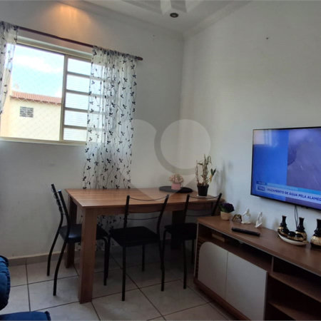 Apartamento à venda com 2 quartos em Parque São João, Votorantim, SP