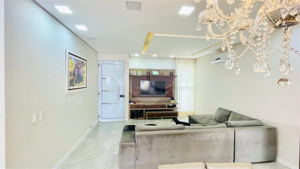 Casa à venda com 3 quartos, sendo 1 suíte, no condomínio Sun Lake, Sorocaba - SP
