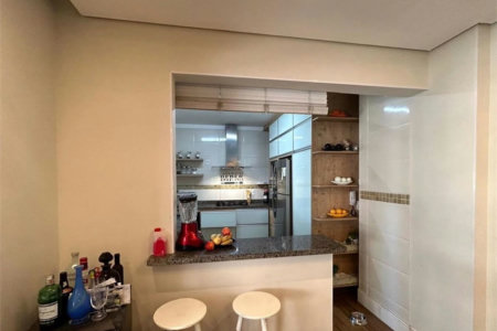 Apartamento Residencial à venda, Vila Guilhermina, Praia Grande - AP1255.