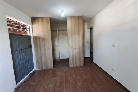 Sobrado à venda com 3 quartos, sendo 1 suíte, em Cupecê, São Paulo, SP