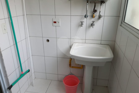 Apartamento à venda ou para alugar com 3 quartos, sendo 1 suíte,  em Vila Suzana, São Paulo, SP