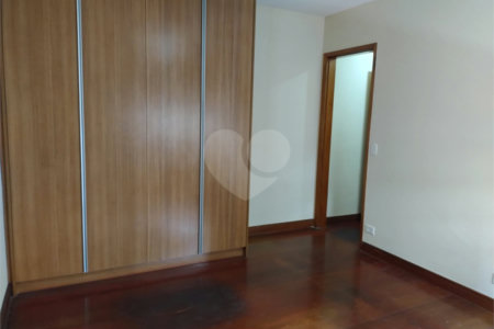 Apartamento para alugar com 3 suítes em Campo Belo, São Paulo, SP
