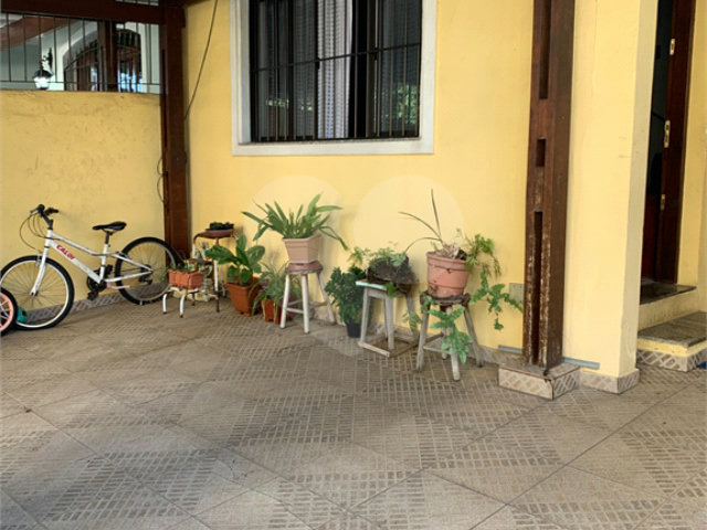 Sobrado à venda com 2 quartos em Santana, São Paulo, SP