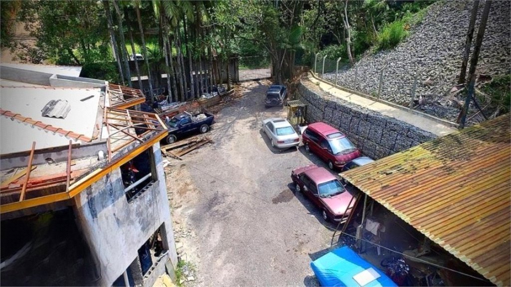 Terreno para alugar com 2 quartos, sendo 1 suíte, em Roncon, Ribeirão Pires, SP