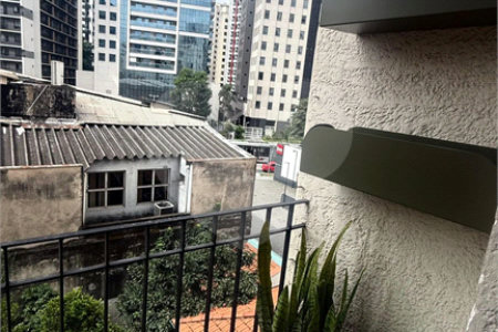 Cobertura à venda com 3 quartos, sendo 1 suíte, em Vila Olímpia, São Paulo, SP