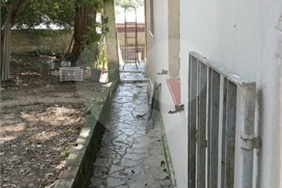 TERRENO ESQUINA A VENDA COM 3 CASAS + GARAGENS NO JABAQUARA / OU ALUGA CASA PRINCIPAL