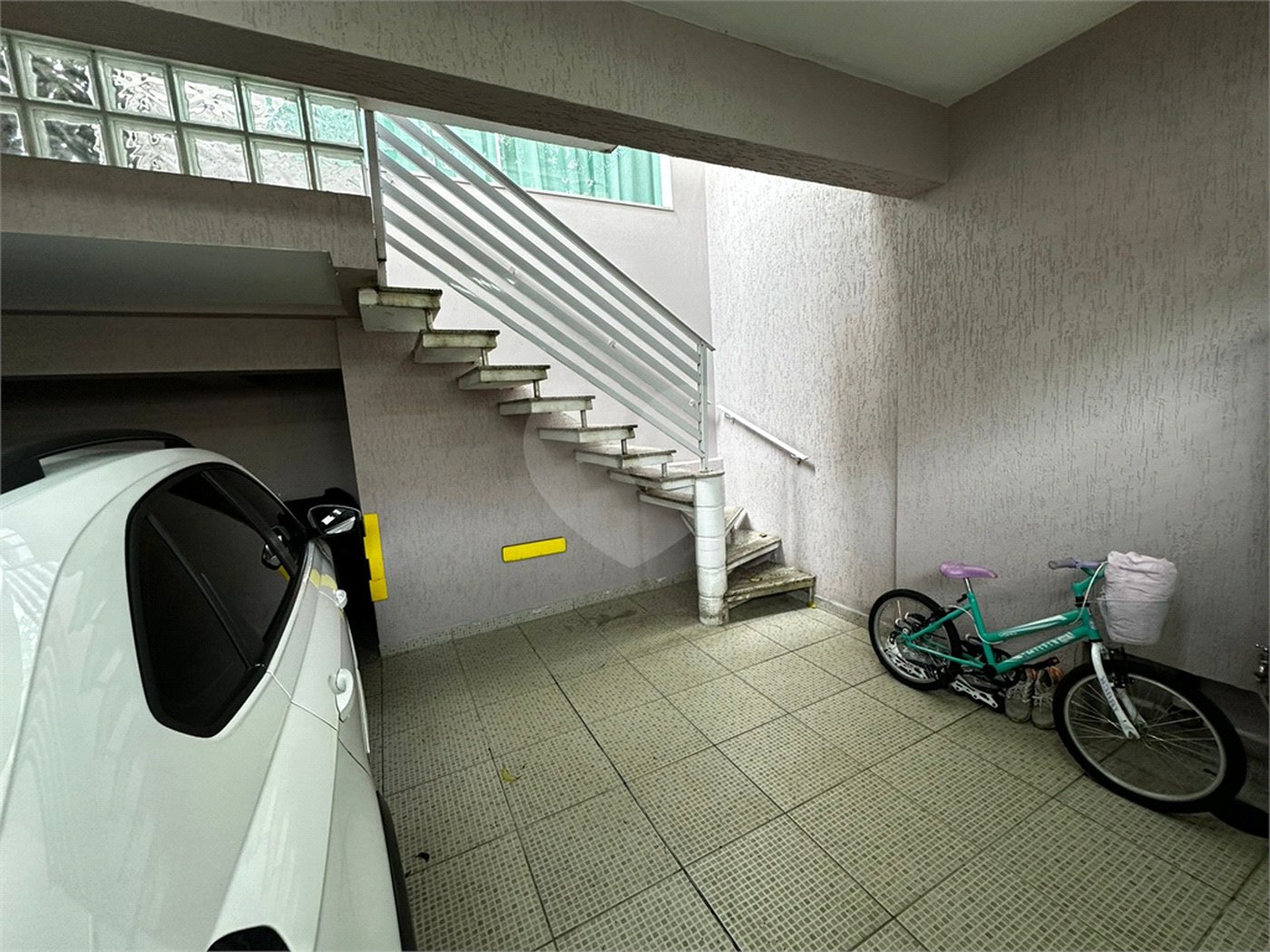Sobrado Reformado à venda na Saúde c/160m2 - 3 Quartos/1 Suíte/2 Vagas de garagem