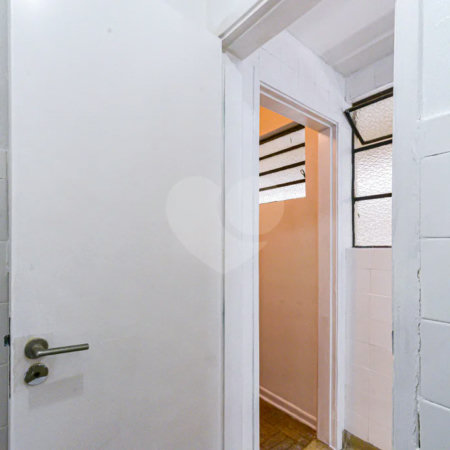 3 Quartos 0 Suites 2 Banheiros 0 Vagas 76 Área Útil 113 Área Total.