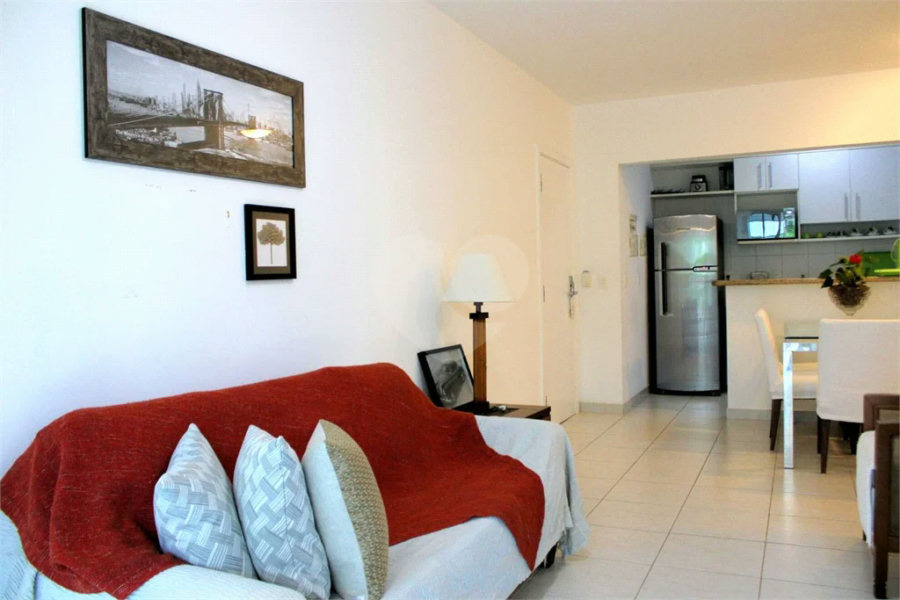 Apartamento à venda com 2 quartos, sendo 1 suíte, em Riviera de São Lourenço, Bertioga, SP