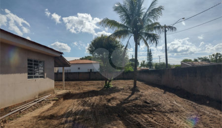 Chácara à venda com 3 quartos em Loteamento Tutoya do Vale, São Carlos, SP
