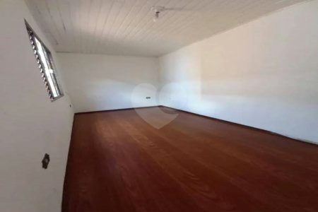 Casa à venda com 3 quartos em Jardim Gilda Maria, São Paulo, SP