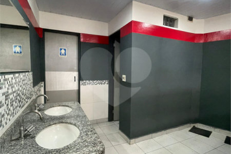 Sobrado à venda ou para alugar com 4 quartos, sendo 1 suíte, em Tucuruvi, São Paulo, SP