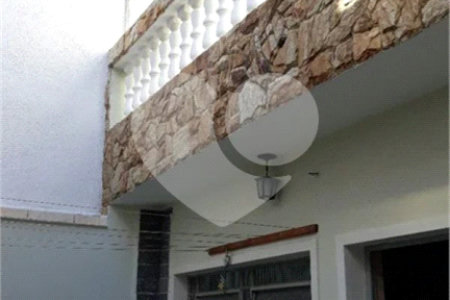 Sobrado à venda com 2 quartos, sendo 1 suíte, em Vila Dalila, São Paulo, SP