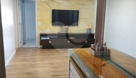 Apartamento à venda com 4 quartos, sendo 2 suítes, em Pinheiros, São Paulo, SP