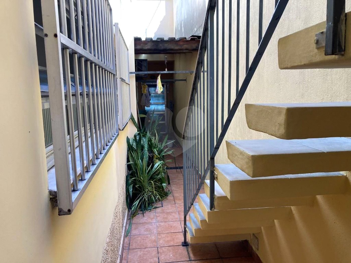 Sobrado à venda com 3 quartos, sendo 1 suíte, em Chora Menino, São Paulo, SP