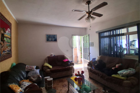 Sobrado à venda com 3 quartos em Vila Amélia, São Paulo, SP