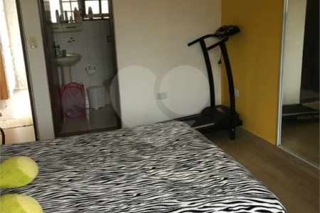Sobrado à venda com 3 suítes em Vila Nivi, São Paulo, SP
