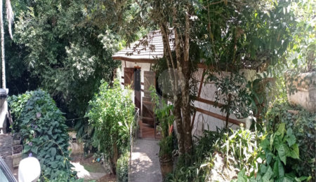 Casa Térrea à venda com 3 quartos, sendo 1 suíte,  em Serra da Cantareira, Mairiporã, SP