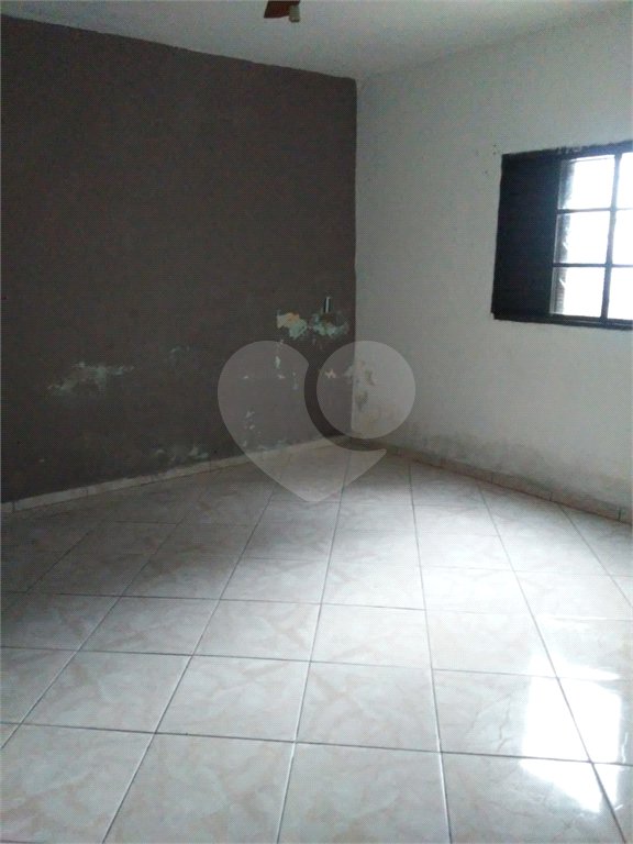 Casa à venda com 4 quartos, sendo 1 suíte, em Protestantes, Votorantim, SP