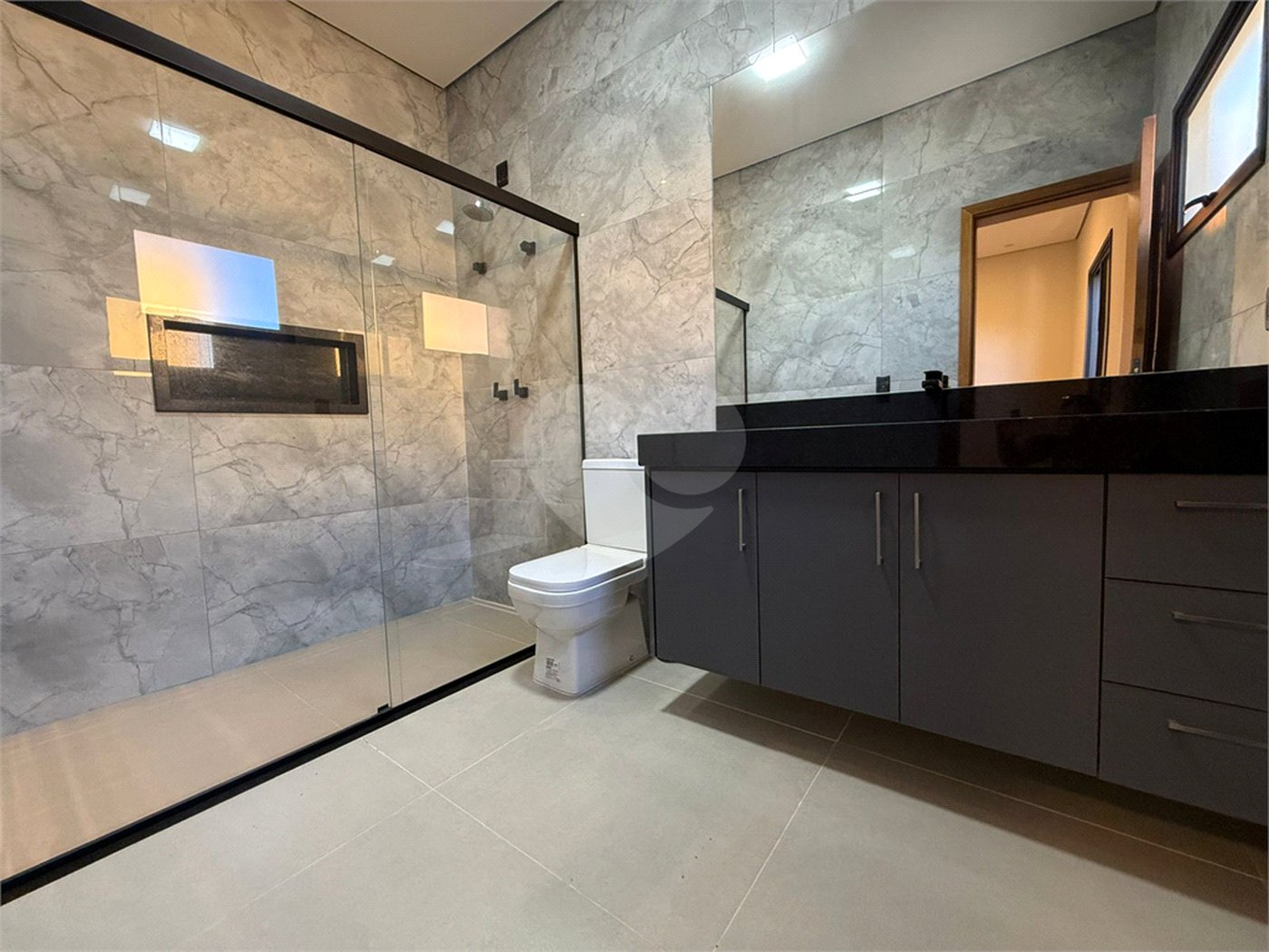 Casa à venda com 3 quartos, sendo 2 suítes, no condomínio San Marco II, Ribeirão Preto - SP