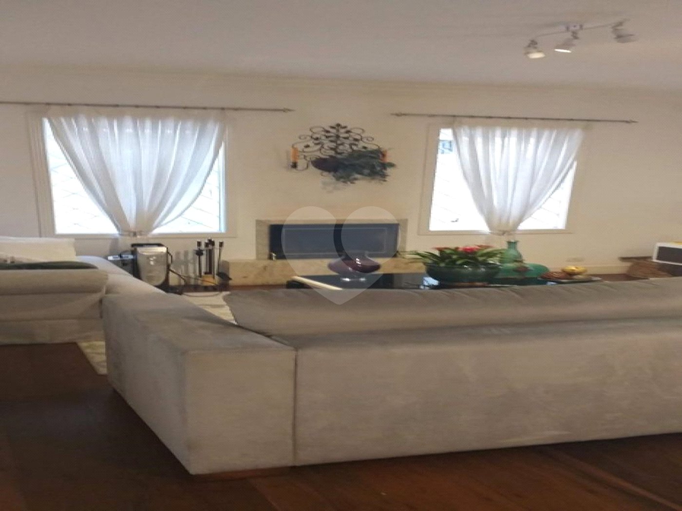 Casa à venda com 4 quartos, sendo 3 suítes,  em Jardim Bonfiglioli, São Paulo, SP