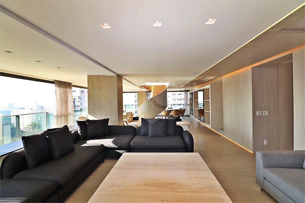 Apartamento à venda com 4 suítes em Santana, São Paulo, SP