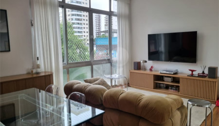 Apartamento à venda com 2 quartos em Moema, São Paulo, SP