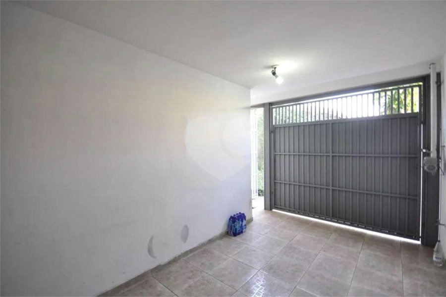 Casa à venda com 2 suítes no condomínio Cachoeira, São Paulo - SP