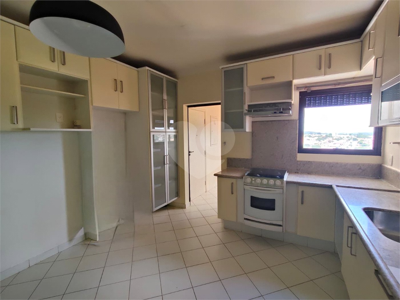 Apartamento à venda ou para alugar com 3 quartos, sendo 1 suíte, no Centro, Itapetininga, SP