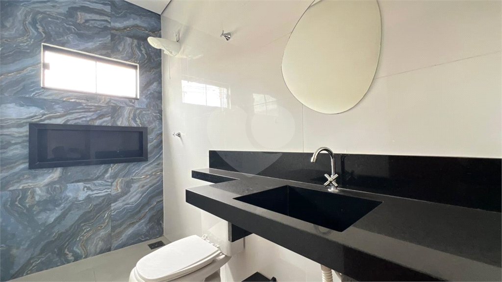 Casa Térrea à venda com 3 quartos, sendo 1 suíte, em Jardim Califórnia, Cuiabá, MT