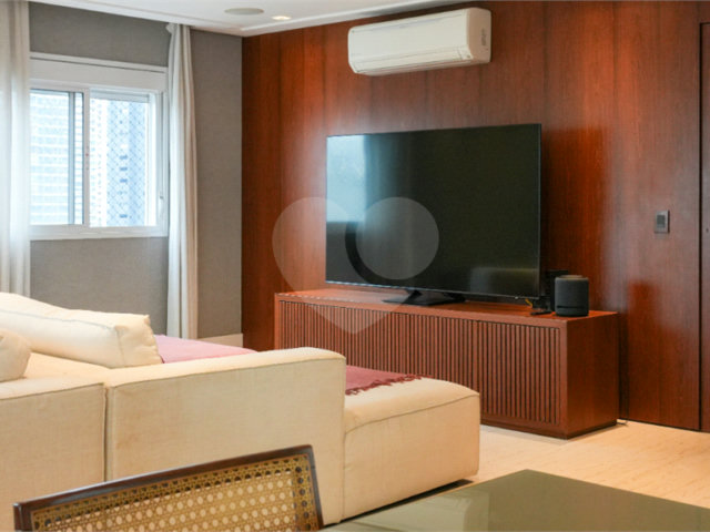 Apartamento à venda com 3 suítes em Brooklin, São Paulo, SP
