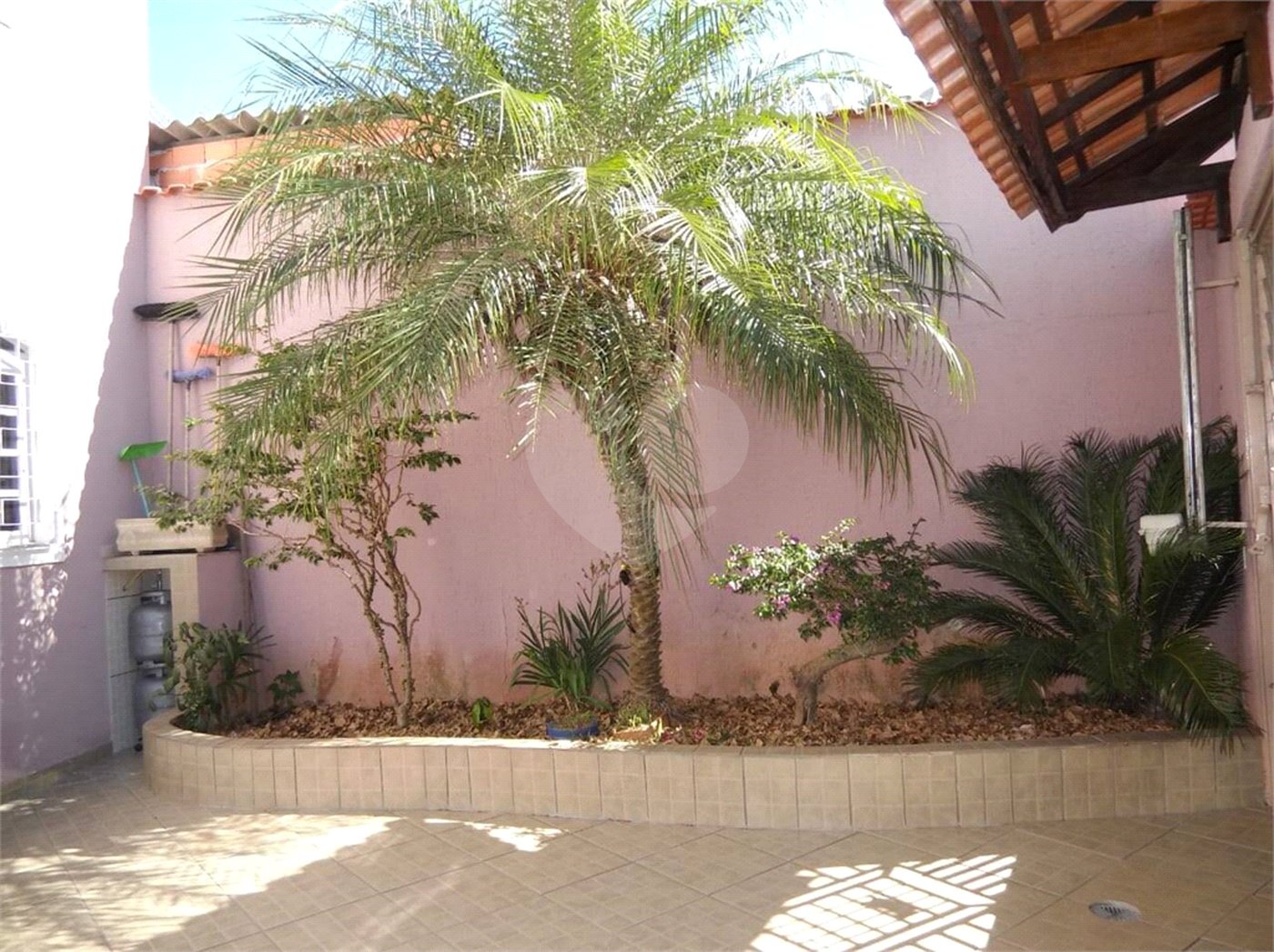 Sobrado à venda com 3 quartos, sendo 2 suítes, em Vila Júlia, Poá, SP
